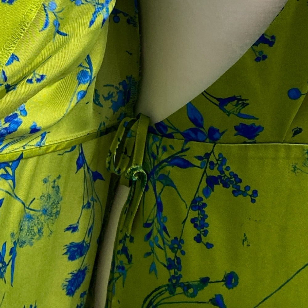 I.N.C. International Concepts Satin Wrap Dress Green Floral Elegant Size XS - Picture 12 of 14